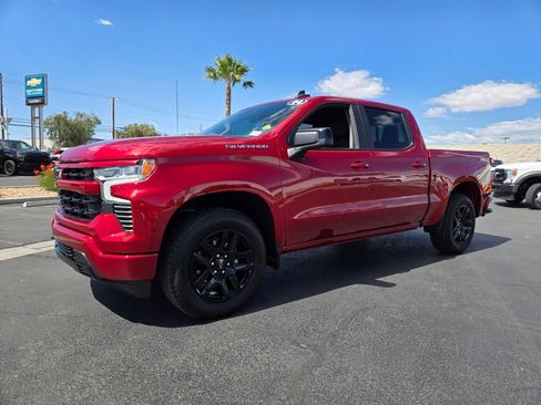 Used 2024 Chevrolet Silverado 1500 RST w/ Convenience Package II RWD image 2