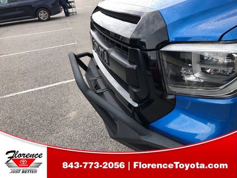 Used 2018 Toyota Tundra Limited w/ Limited Premium Package AWD/4WD image 6