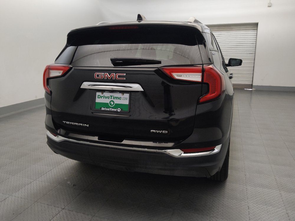 Used 2024 GMC Terrain SLT AWD/4WD image 7