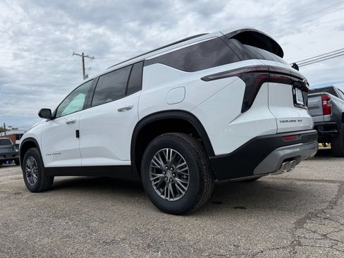 New 2026 Chevrolet Traverse LT AWD/4WD image 5