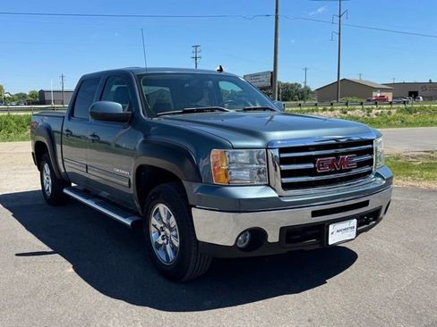 Used 2012 GMC Sierra 1500 SLT w/ SLT Convenience Package AWD/4WD image 29