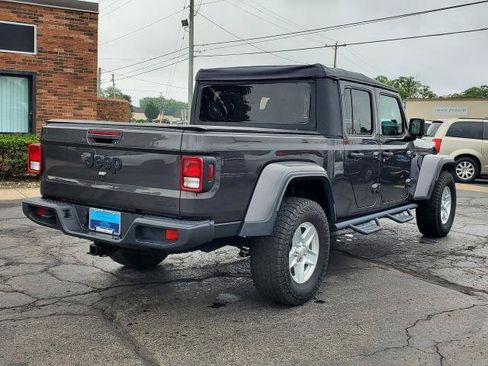 Used 2021 Jeep Gladiator Sport AWD/4WD image 4