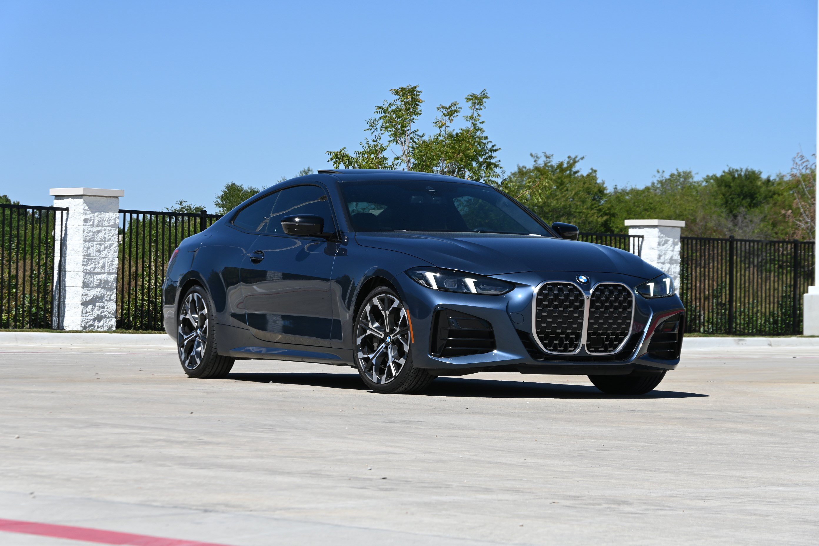 Certified 2025 BMW 430i Coupe w/ M Sport Package RWD image 2