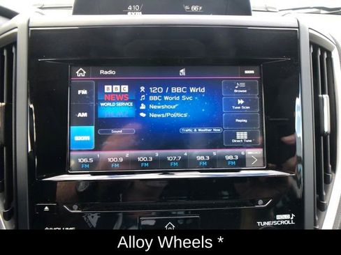 Used 2023 Subaru Forester Premium image 17