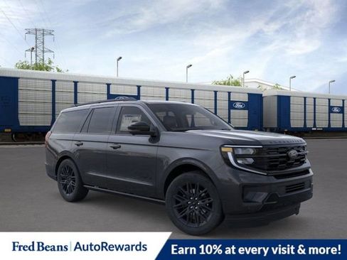 New 2026 Ford Expedition Platinum image 1