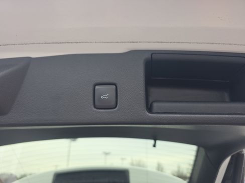 Used 2022 Ford Escape Titanium w/ Titanium Elite Package image 22