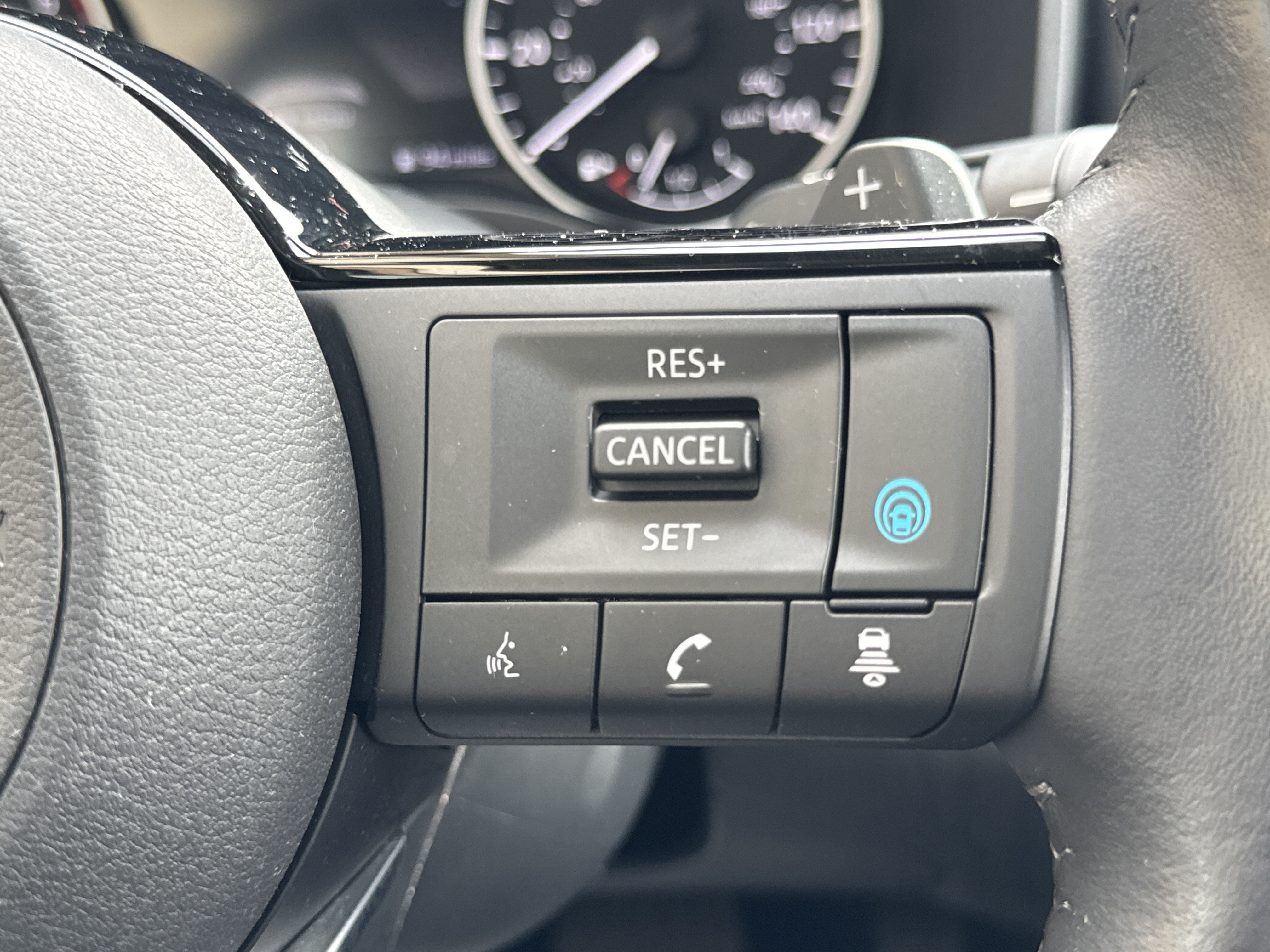 Used 2023 Nissan Rogue SV w/ SV Premium B Package AWD/4WD image 12