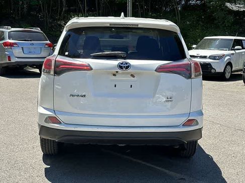 Used 2017 Toyota RAV4 LE w/ All Weather Liner Package AWD/4WD image 4