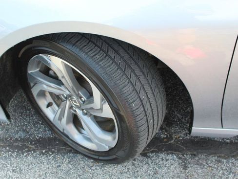 Used 2019 Honda Accord EX-L image 14