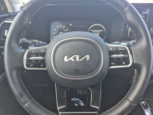 Certified 2022 Kia Sorento SX Prestige w/ Rust Color Package image 20