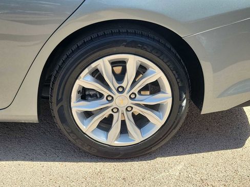 Used 2024 Chevrolet Malibu LT image 12