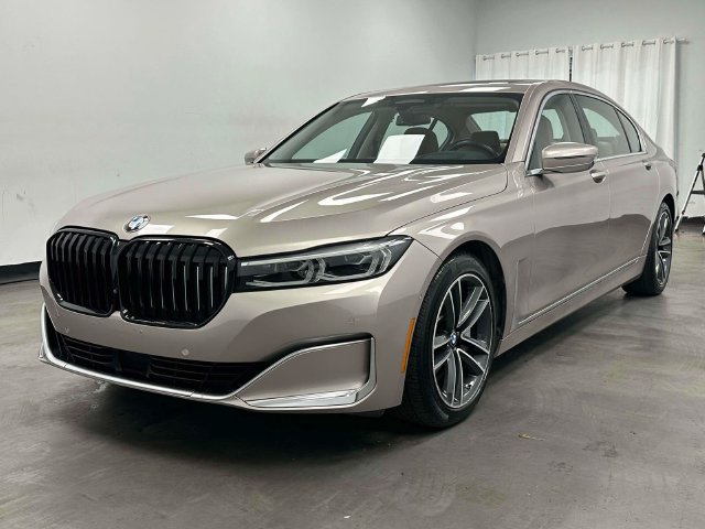 Used 2021 BMW 750i xDrive AWD/4WD image 2