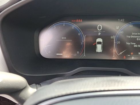 Certified 2025 Toyota RAV4 Limited w/ Advanced Technology Package image 20