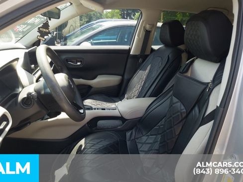 Used 2026 Honda HR-V LX image 6