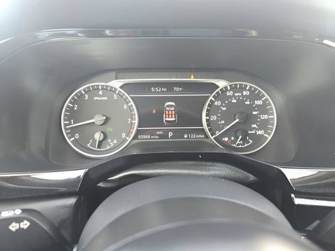 Certified 2024 Nissan Pathfinder SV AWD/4WD image 13