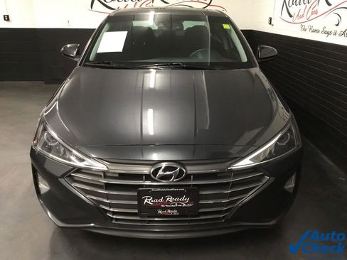 Used 2020 Hyundai Elantra Value Edition w/ Cargo Package (C1) FWD image 4