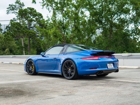 Used 2015 Porsche 911 Targa 4S w/ Sport Chrono Package AWD/4WD image 6