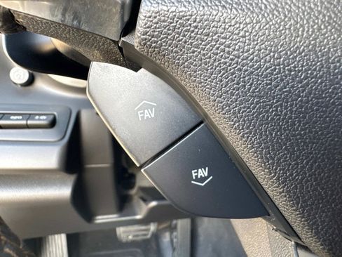 Used 2016 Chevrolet Camaro SS image 28