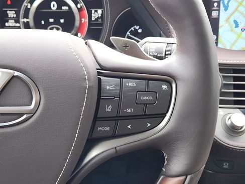 Used 2020 Lexus LS 500 w/ Interior Upgrade Package RWD image 27