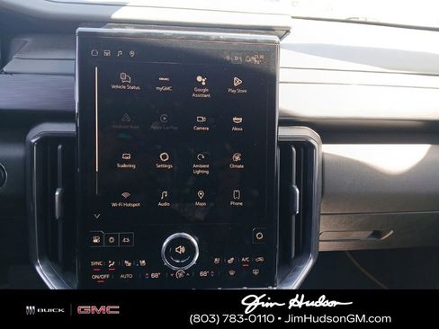 Used 2024 GMC Acadia AT4 w/ Luxury Package AWD/4WD image 8