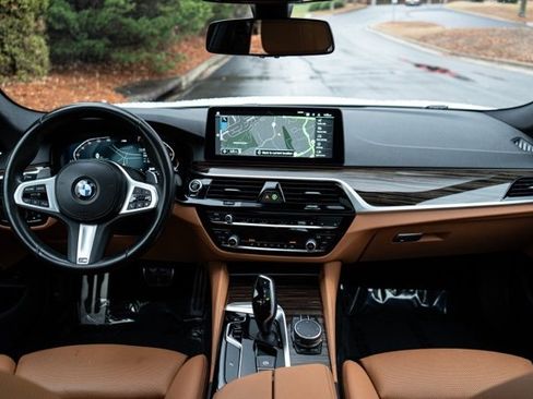 Used 2023 BMW 530i w/ M Sport Package image 22