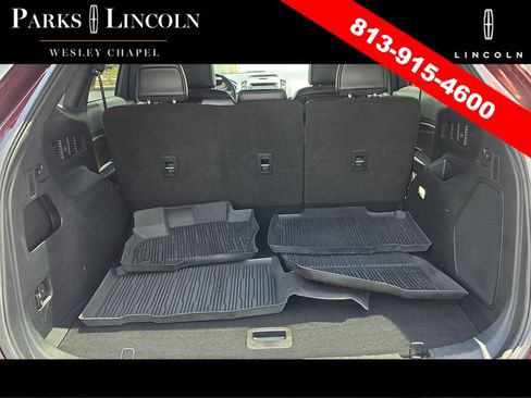 Used 2020 Ford Edge Titanium w/ Equipment Group 301A FWD image 8