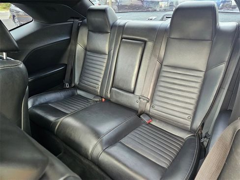 Used 2011 Dodge Challenger R/T image 18