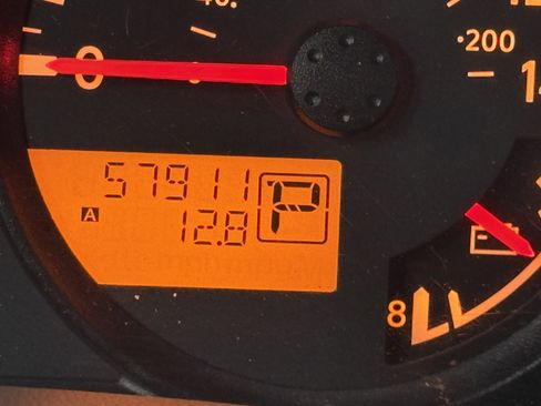 Used 2019 Nissan Frontier SV image 31