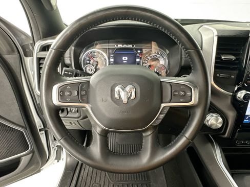 Used 2023 RAM 1500 Laramie AWD/4WD image 11