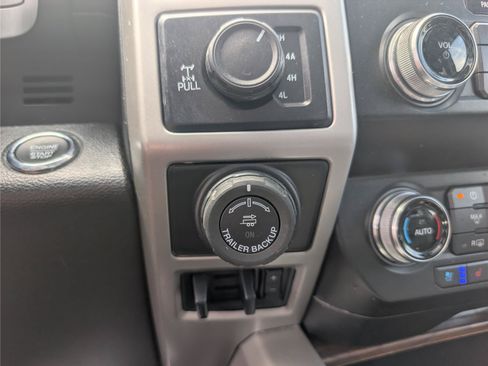 Used 2019 Ford F150 Lariat w/ Equipment Group 502A Luxury AWD/4WD image 27