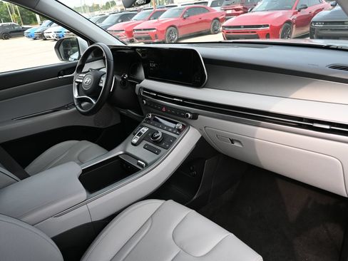 Used 2025 Hyundai Palisade SEL FWD image 45