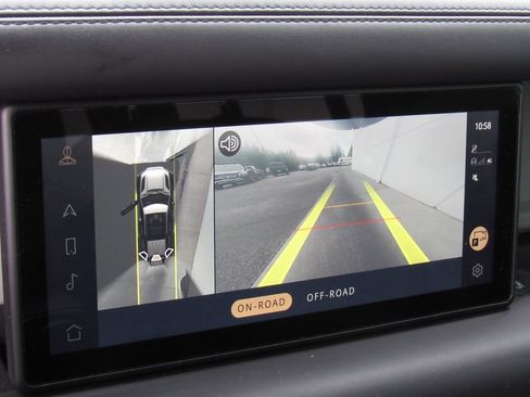 Used 2022 Land Rover Defender 110 X-Dynamic HSE image 34