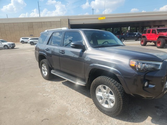 Used 2017 Toyota 4Runner SR5 Premium AWD/4WD image 1