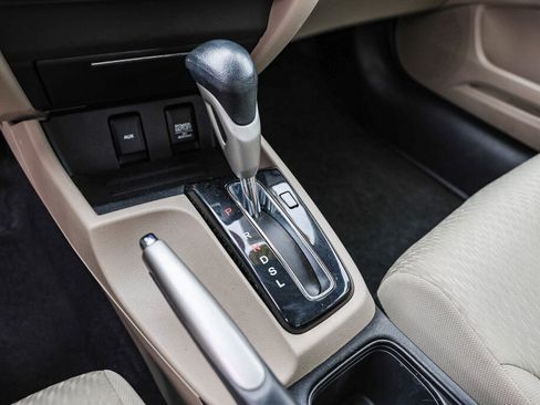 Used 2015 Honda Civic LX image 10