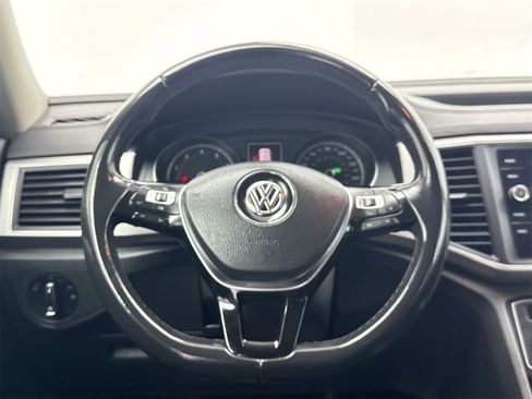 Used 2018 Volkswagen Atlas SE image 18