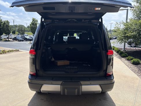 Used 2024 Lexus GX 550 AWD/4WD image 32