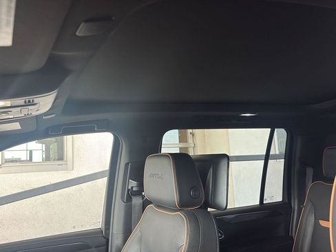 Used 2023 GMC Yukon XL AT4 w/ AT4 Premium Package AWD/4WD image 27