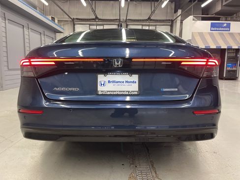Used 2024 Honda Accord EX-L image 6