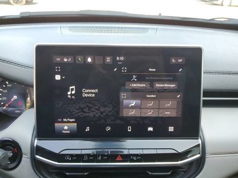 Used 2023 Jeep Compass Limited AWD/4WD image 30