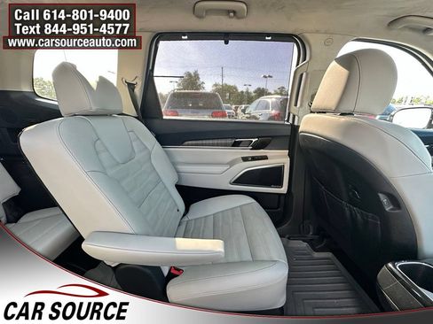 Used 2024 Kia Telluride SX Prestige AWD/4WD image 25