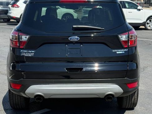 Used 2018 Ford Escape Titanium image 14
