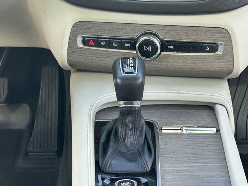 Used 2022 Volvo XC90 T6 Inscription w/ Advanced Package AWD/4WD image 23