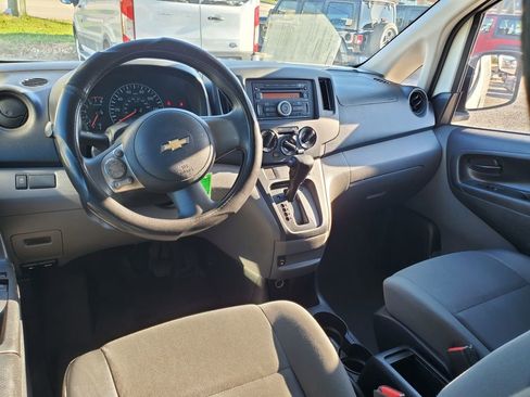 Used 2017 Chevrolet City Express LS image 7