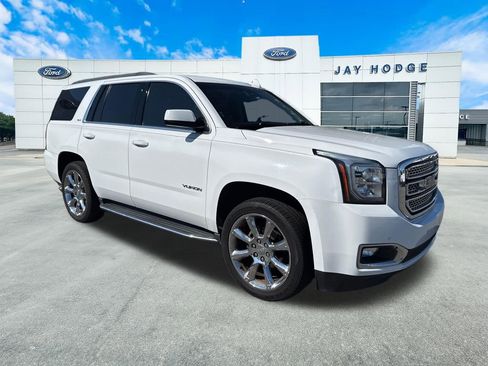 Used 2017 GMC Yukon SLT AWD/4WD image 1
