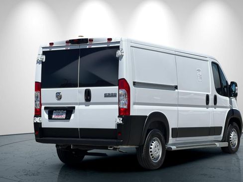 Used 2025 RAM ProMaster 2500 w/ U-Haul Equipment Group FWD image 4