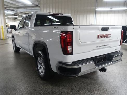 Used 2023 GMC Sierra 1500 SLE AWD/4WD image 5