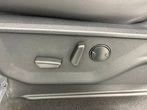 Certified 2025 Ford F350 Lariat image 16