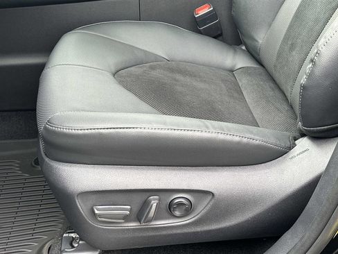 New 2026 Toyota Grand Highlander MAX Platinum image 18