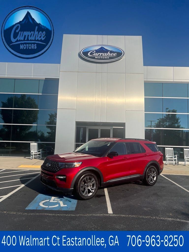 Used 2023 Ford Explorer XLT w/ Equipment Group 202A RWD image 1
