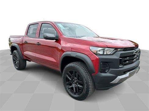 New 2025 Chevrolet Colorado Trail Boss image 2